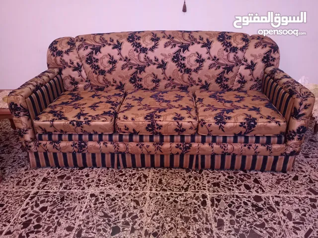 تخم عشر مقاعد