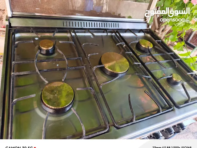 Universal Ovens in Zarqa