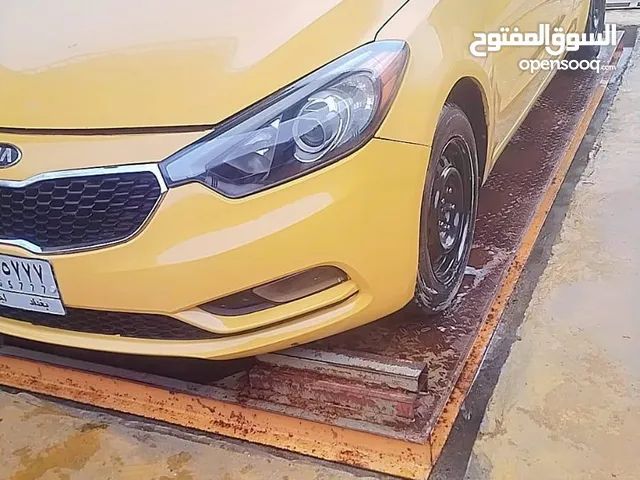 فورتي 2015 امريكي حادثه جاملغ وبنيد والباقي ليبل واحد بدون اي حادث عدى حادثه مال امريكا حجم 1800دوش