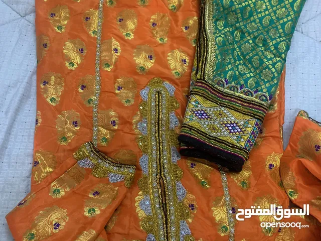 لبس تقليدي جديد مع خياطه عمانيه