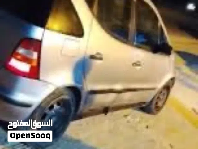 قطع غيار مستعملة مرسيدسA160 للبيع