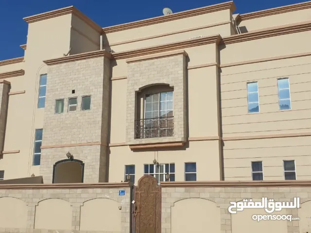 للبيع بيوت و شقق