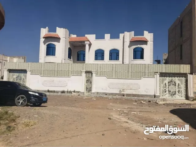 250 m2 More than 6 bedrooms Townhouse for Sale in Sana'a Asbahi