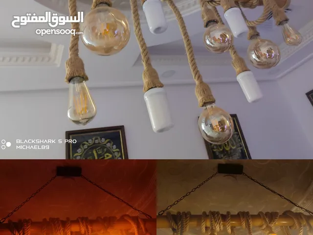 ثريات منوعة بدزاين غريب