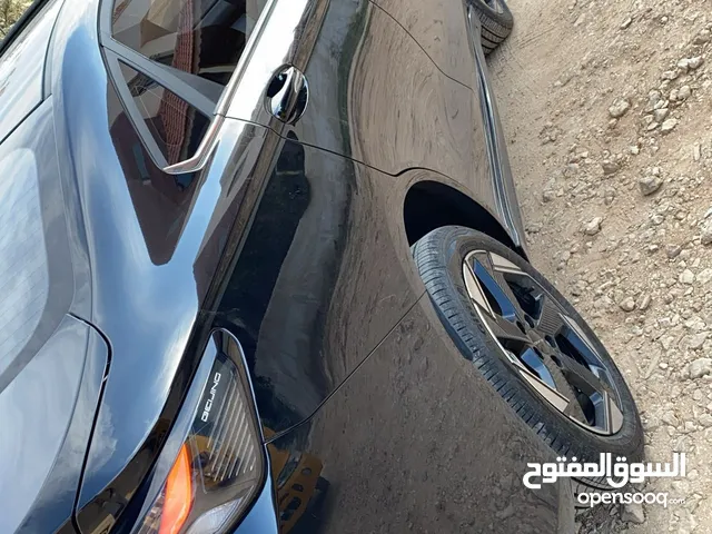 سيارة للبيع