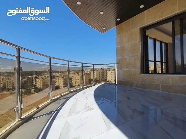 شقة فاخرة للبيع في أم السماق - خلف المدارس الإنجليزية وقرب مكة مول طابق اول 230م تشطيب سوبر ديلوكس