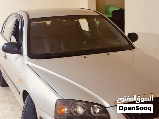 2005 هيونداي النترا Standard