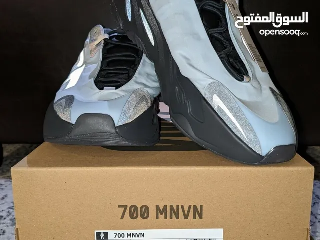 Yeezy Boost 700