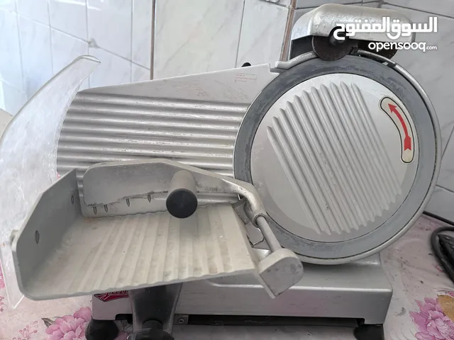 عدة محل ألبان