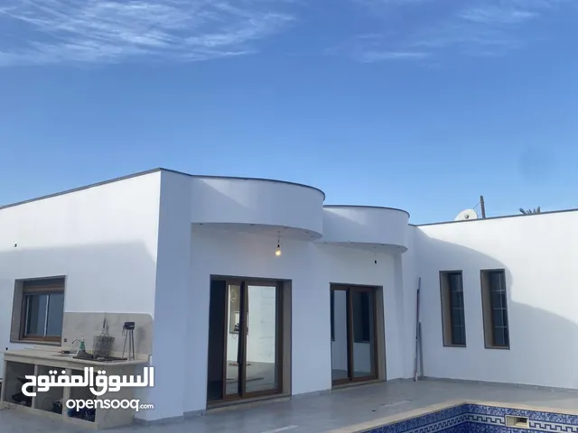 150 m2 2 Bedrooms Townhouse for Rent in Tripoli Tajura