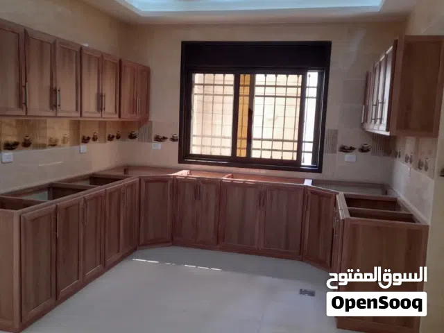 مطبخ مترين ونص أرضي ومترين ونص معلق