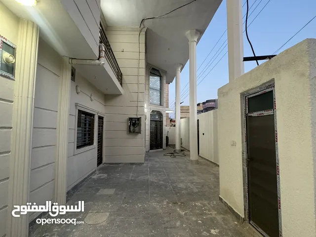 350 m2 5 Bedrooms Townhouse for Rent in Basra Tuwaisa