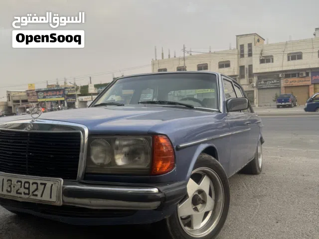 1978 مرسيدس بنز الفئة-E E 300