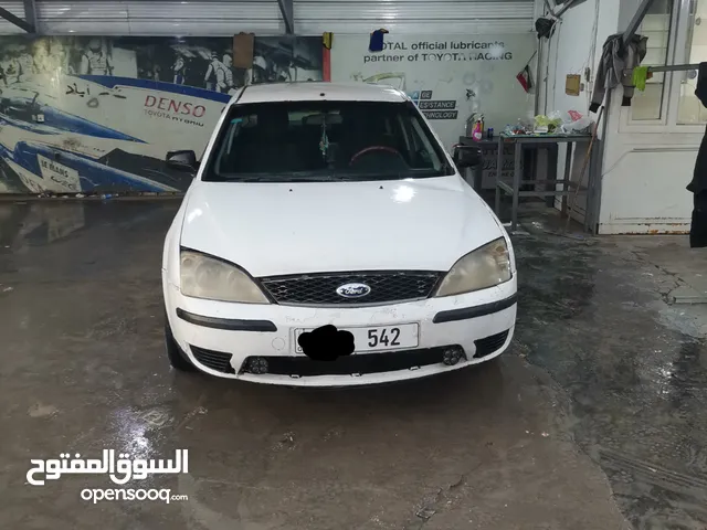 فورد مونديو 2006للبيع رقم مميز 542 گير ومحرك كورلا بحاله جيده