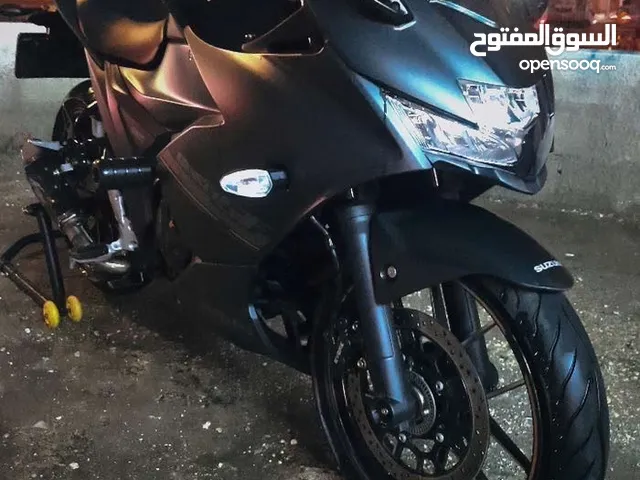 دراجة سوزوكي GIXXER SF250