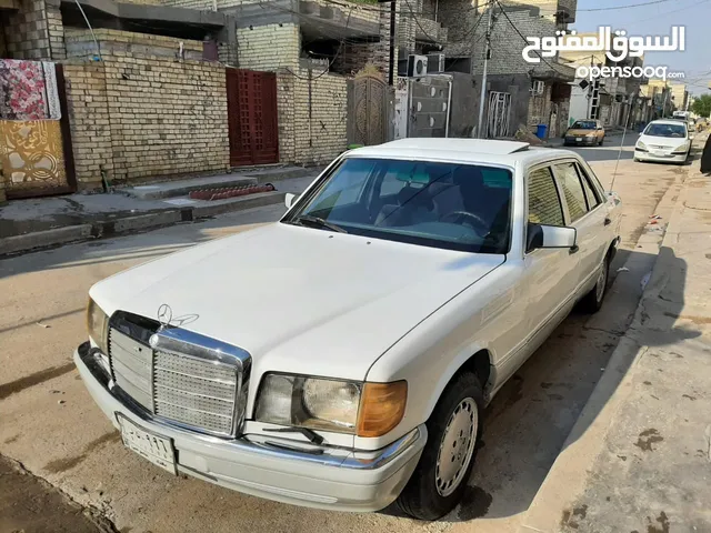 مارسدس مديل 1983