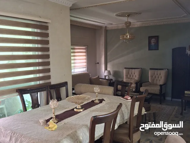 شقه للبيع في اربد الحي الشرقي