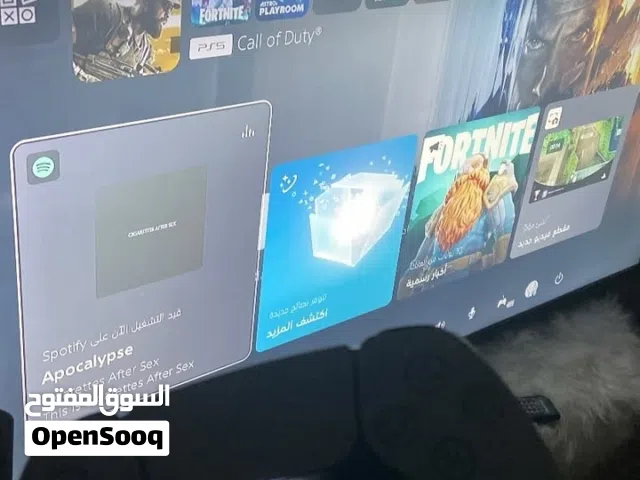 سوني 5 سلم بحاله ممتازه و فوق الممتازه