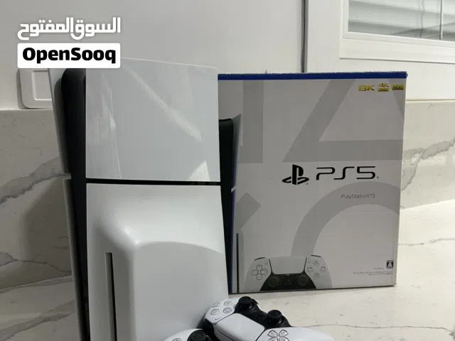 بلستيشن 5 سلم ( 1 تيرا ) معاه زوز يدين وتجيك معاه لعبه fc26 مستعمل شبه جديد