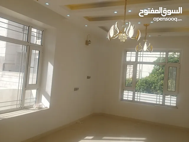 معلم ومهندس كهربائي