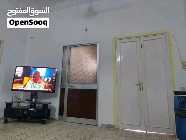 1055 متر للبيع ف تاجوراء طريق الشط بالقرب من مصحة اليشفين البيع كأرض
