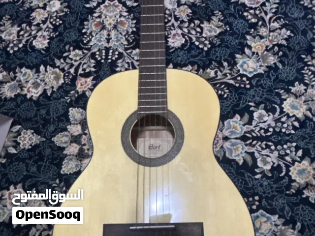 Guitar court