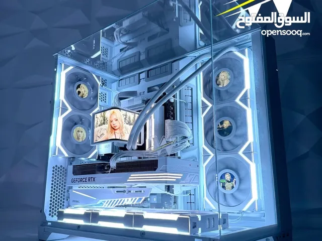 Lian Li O11 Vision -Three Sided Tempered Glass Panels - Dual-Chamber ATX Mid Tower