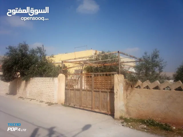 120 m2 5 Bedrooms Townhouse for Sale in Amman Al-Nuqairah