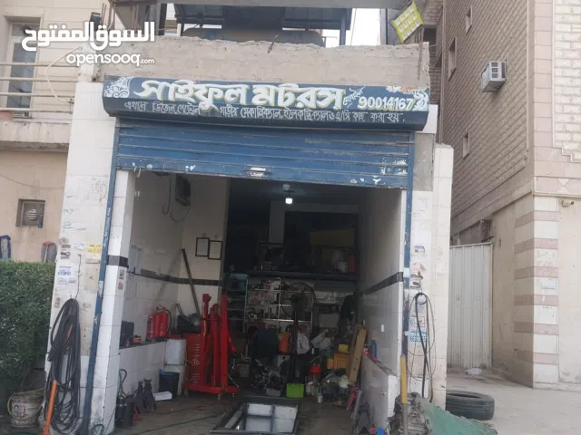 Ready garage sale abbasiya  contact block 4 urgent