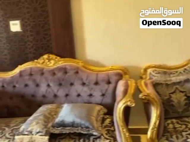 طقم صالون كامل جديد 5000قابل للتفاوض خشب زان