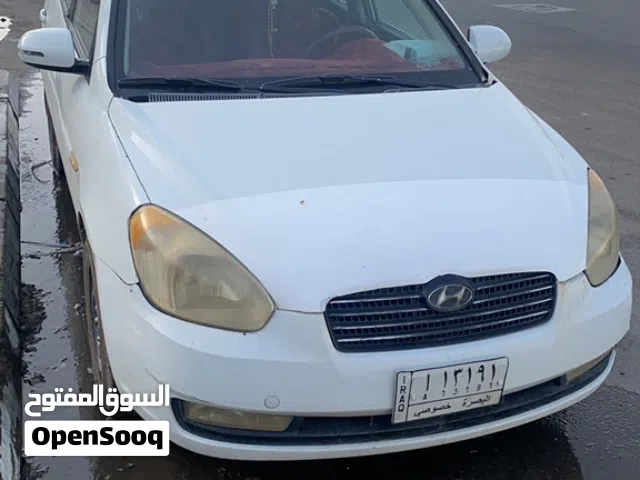 2011 هيونداي اكسنت Limited