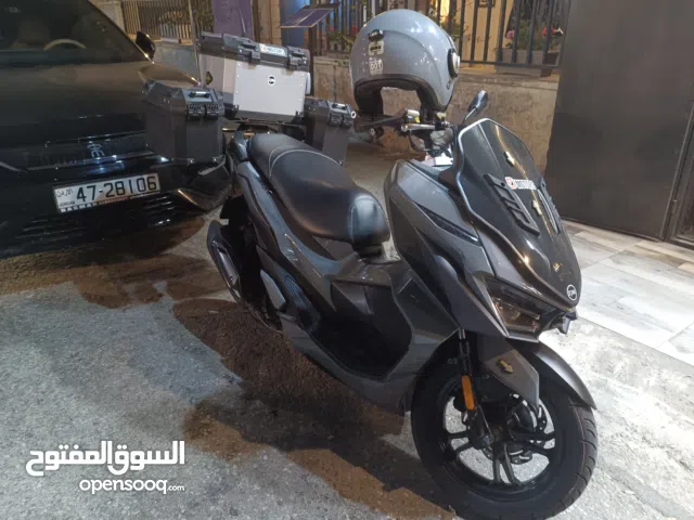 سكوتر sym jet X 2023للبيع أستعمال خفيف