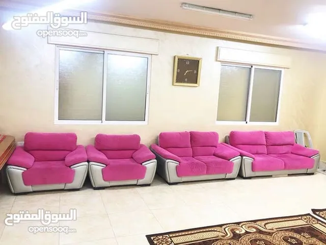 طقم كنب 7 مقاعد + سجاد 3*2 عدد 2