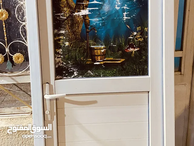 باب PVC ثقيل