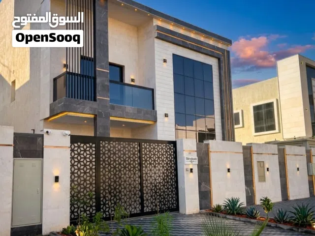 Stunning Classic Villa in Al Amrah