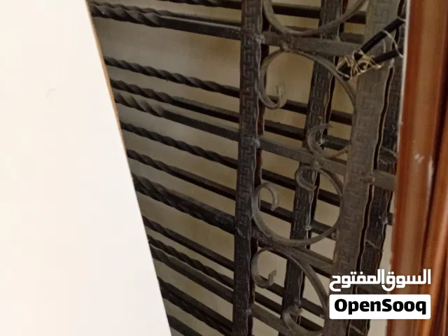 للبيع. حديد حمايه