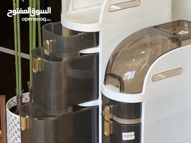 خزائن اكريليك