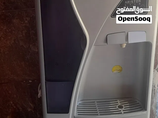 سلام عليكم ثلاجه للبيع ب 250 غير قابل للنقاش
