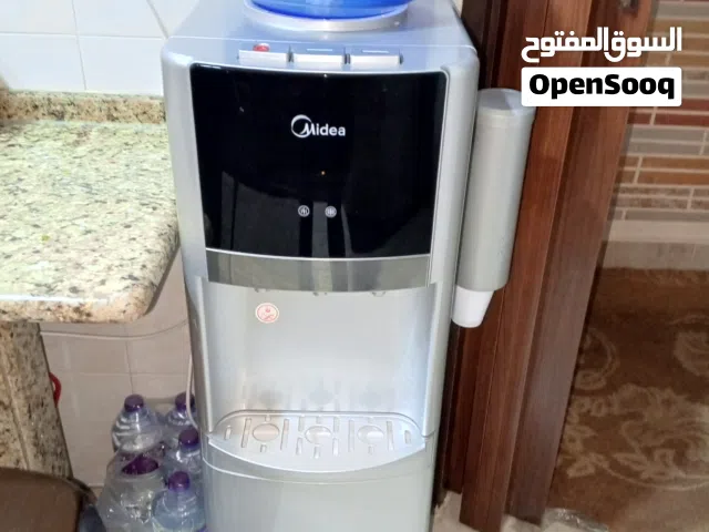 كولر ماء حجم كبير حامي بارد نوع ميديا ممتاز مستعمل بحاله جيده جدا شغال ميه ميه