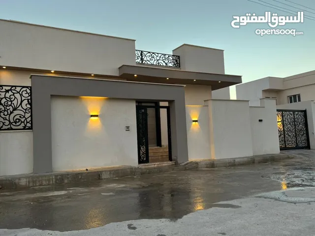 230m2 5 Bedrooms Townhouse for Sale in Tripoli Al-Jabs