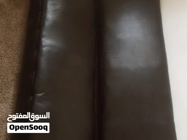 سجلونة بتتحول ل سرير