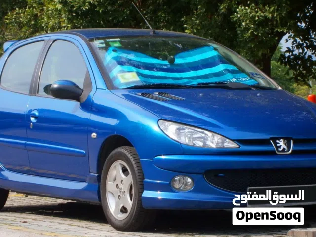 2003, بيجو, 206, Base