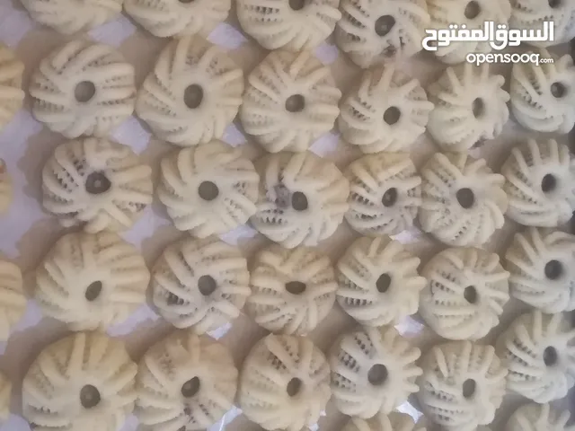 متوفر معمول تمر بالسميد