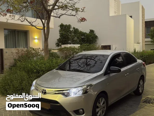 تويوتا ياريس 2015