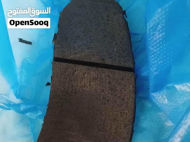 بريك امامي نيسان ليف 2013اصلي شركة مختوم نيسان