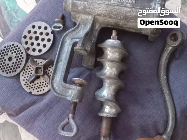 َماكينة لحمه يدويه صناعه ألماني للبيع