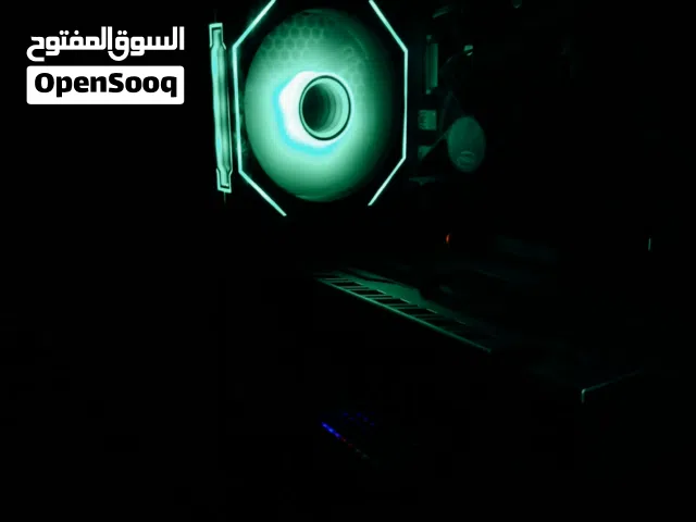 كمبيوتر جيمنج كسر زيرو للبيع معاه اكسسواراته كامله
