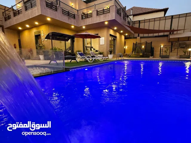 شاليه فاخر للبيع