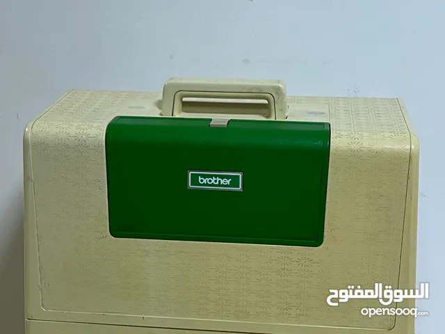 ماكينة خياطة وتطريز برادر