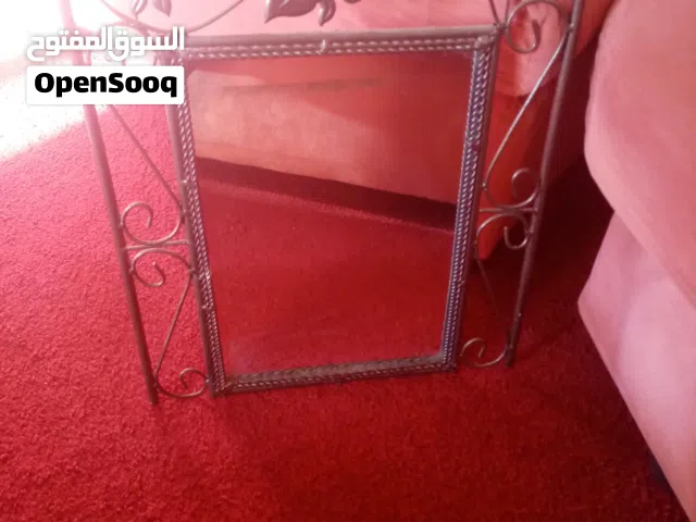 مراية إطار حديد دينارين
